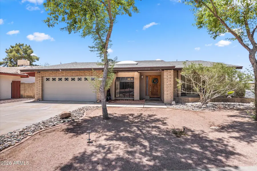 1735 W Isleta Avenue, Mesa, AZ 85202 - #2