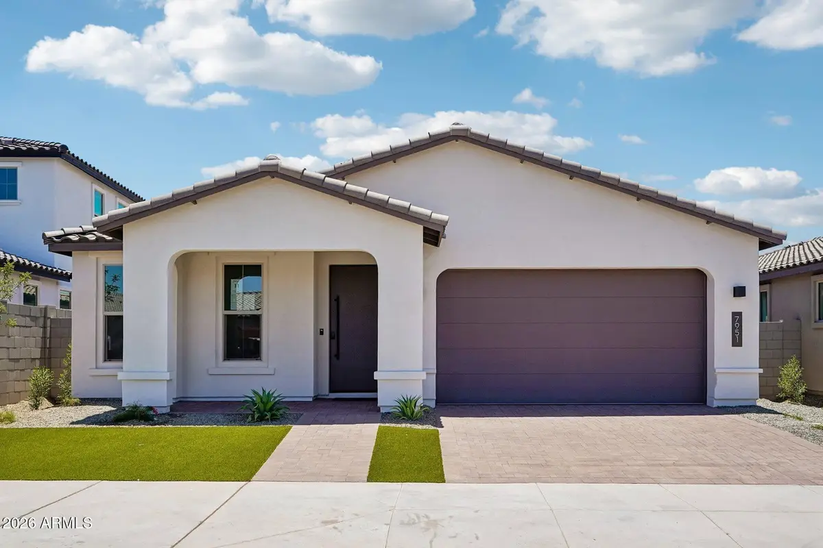 7951 W Loma Lane, Peoria, AZ 85345 - #1