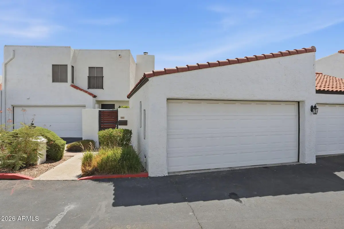 5805 N 8th Place, Phoenix, AZ 85014 - #1