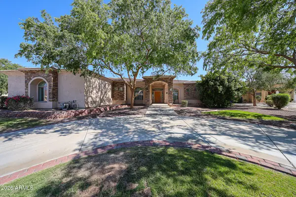925 E Valencia Drive, Phoenix, AZ 85042