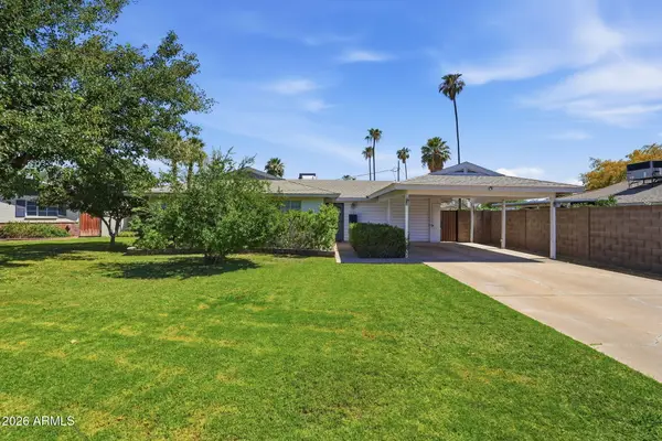 1321 E Earll Drive, Phoenix, AZ 85014