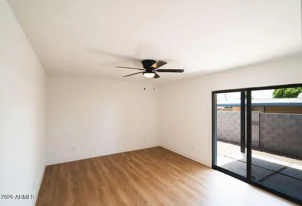 5712 N 68th Drive, Glendale, AZ 85303