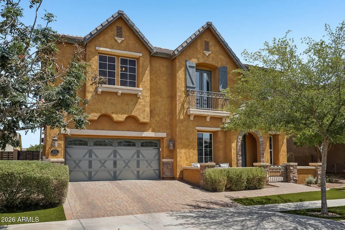10556 E Mendoza Avenue, Mesa, AZ 85209 - #1