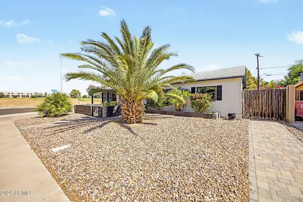 7753 E Earll Drive, Scottsdale, AZ 85251