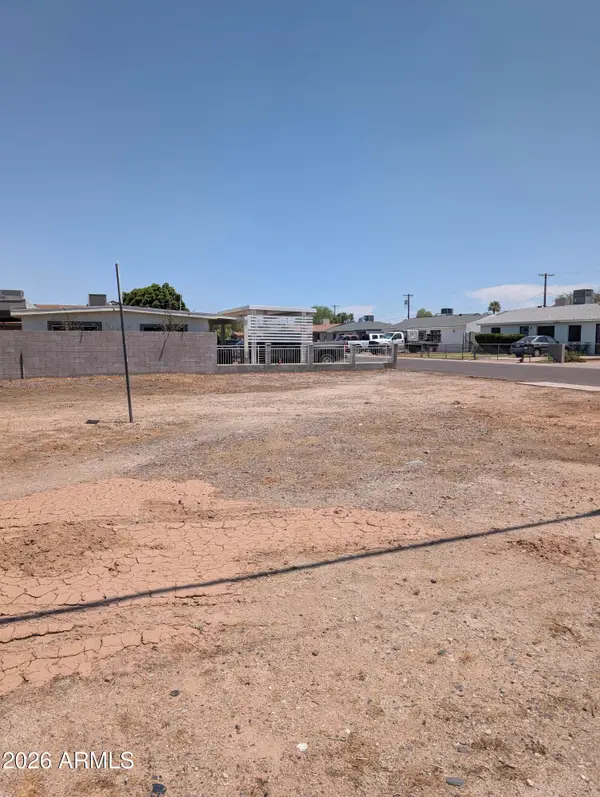 2202 E Nancy Lane #61, Phoenix, AZ 85042