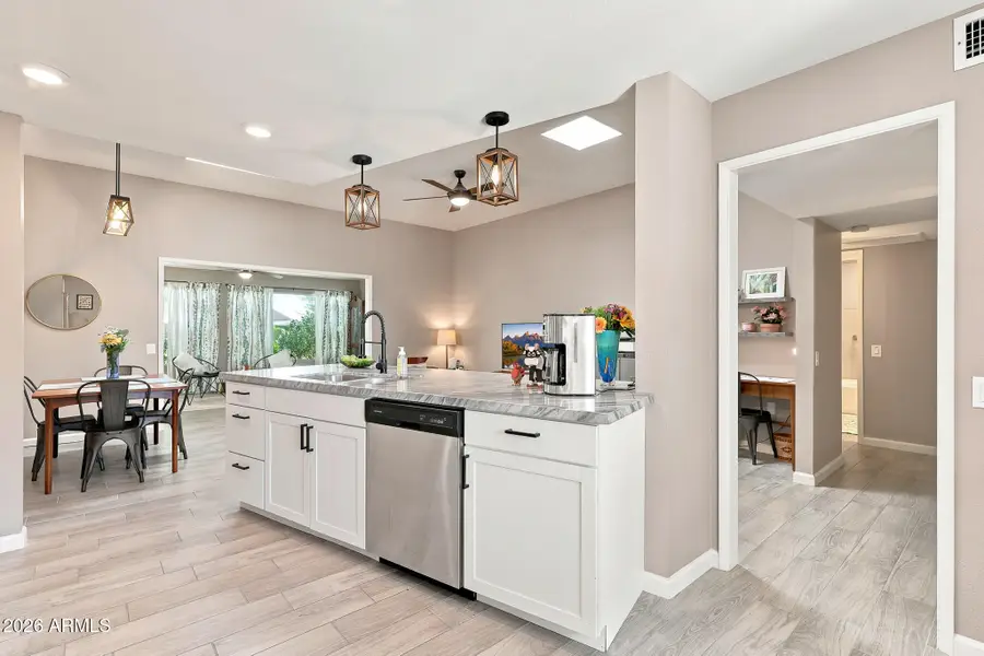 10333 W Highwood Lane, Sun City, AZ 85373 - #2
