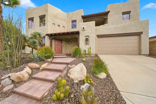 1732 E Gelding Drive, Phoenix, AZ 85022