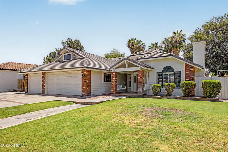517 E Merrill Avenue, Gilbert, AZ 85234 - #2