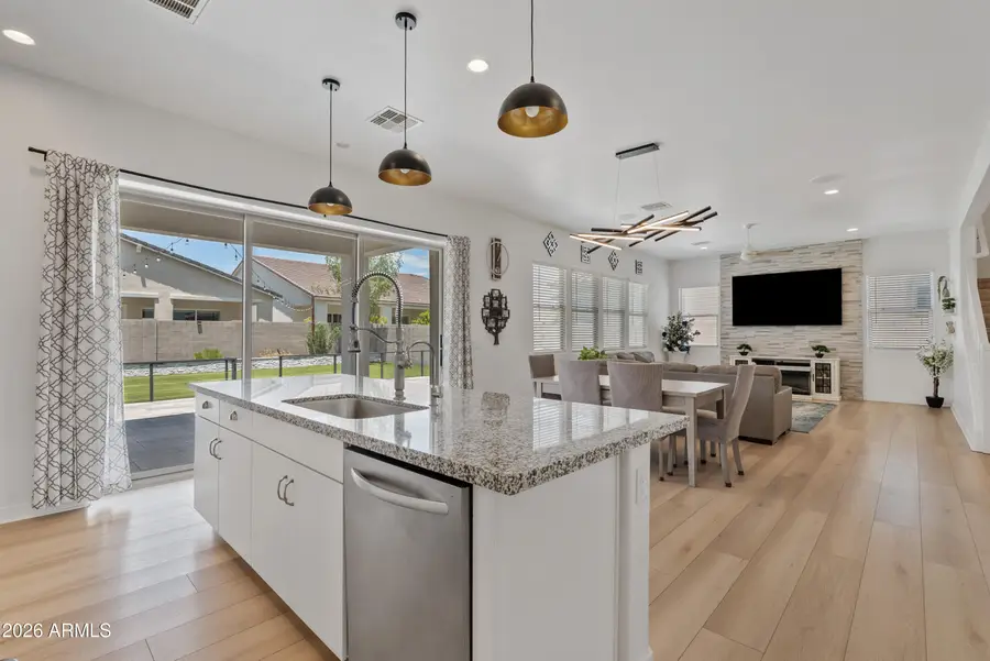 10204 E Thunderbolt Avenue, Mesa, AZ 85212 - #3