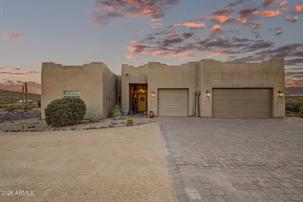47806 N 27th Avenue, New River, AZ 85087