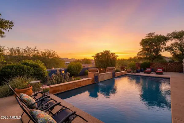 14 W Summerset Drive, Phoenix, AZ 85085