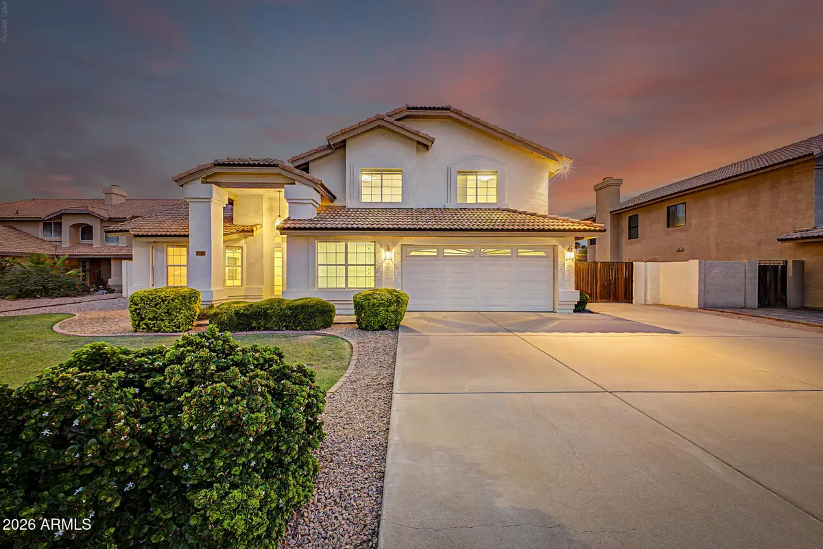 2015 E Carmen Street, Tempe, AZ 85283 - #1