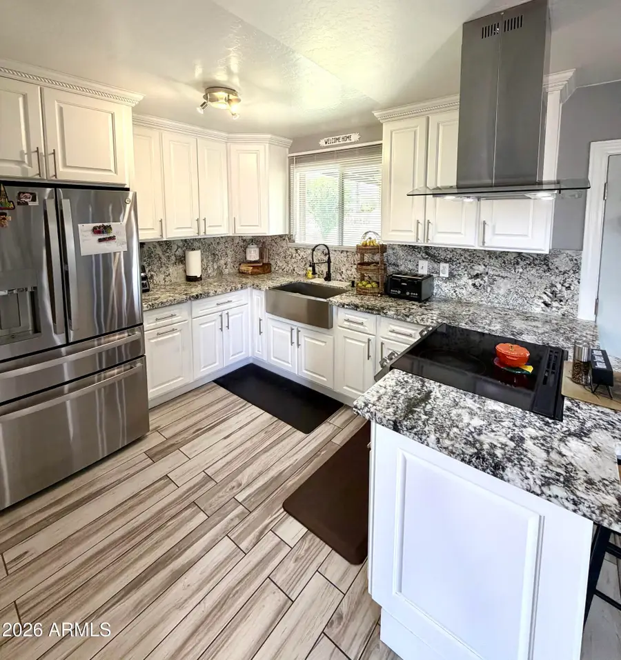 8310 N 55th Avenue, Glendale, AZ 85302 - #3