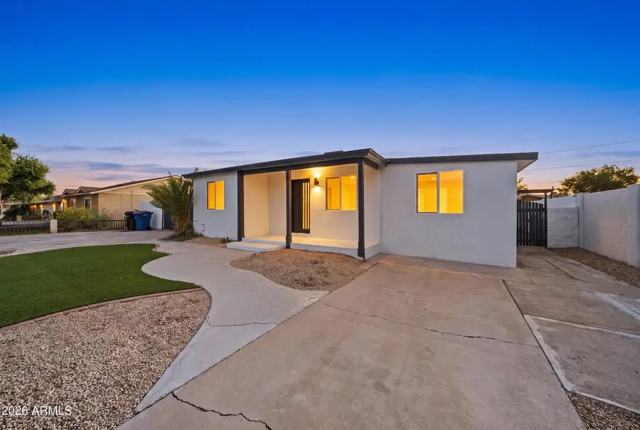 934 S Pioneer Street, Mesa, AZ 85204 - #3