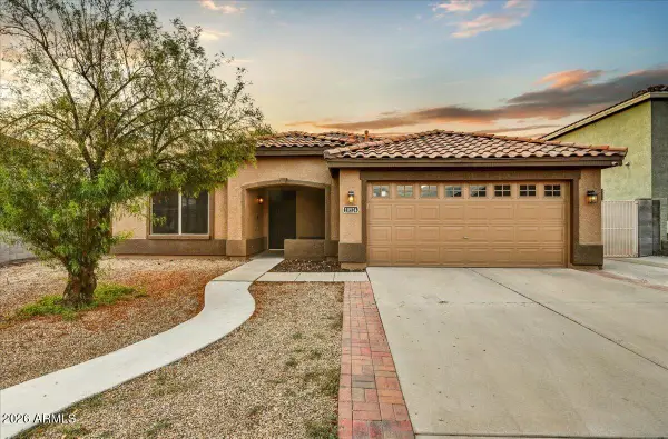 10524 W Country Club Trail, Peoria, AZ 85383