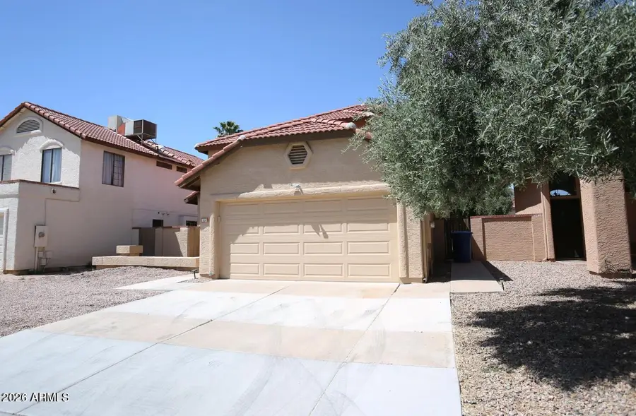 924 E Manor Drive, Chandler, AZ 85225 - #3