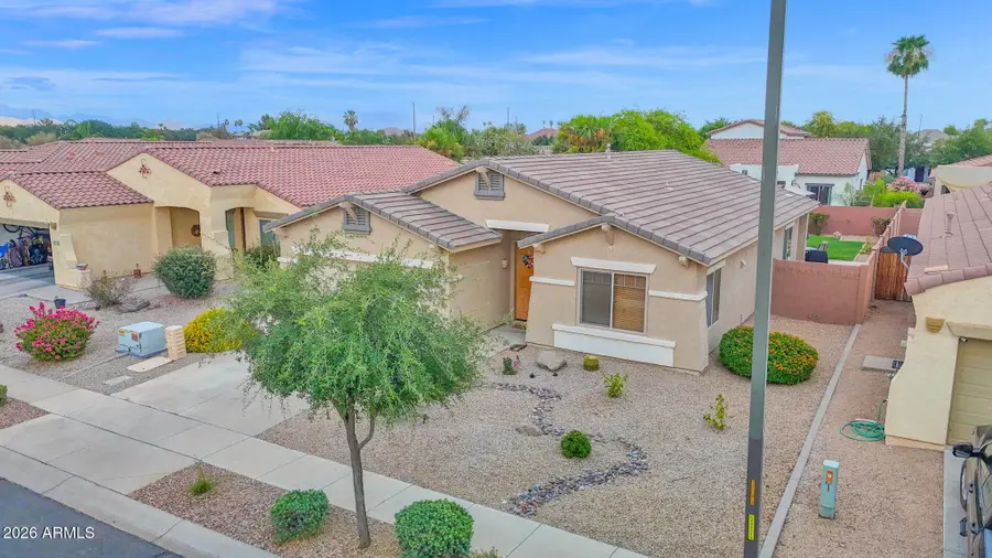 897 E Indian Wells Place, Chandler, AZ 85249 - #2