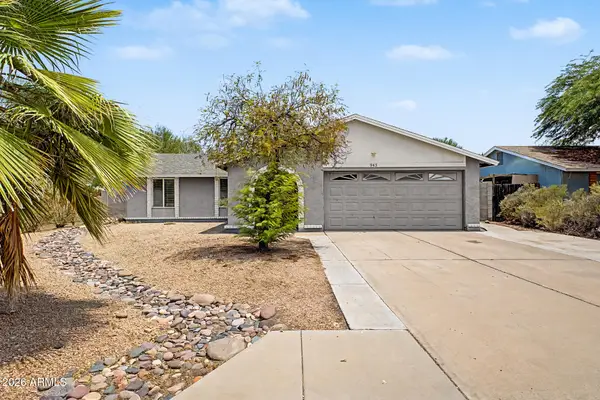 945 N Central Drive, Chandler, AZ 85224