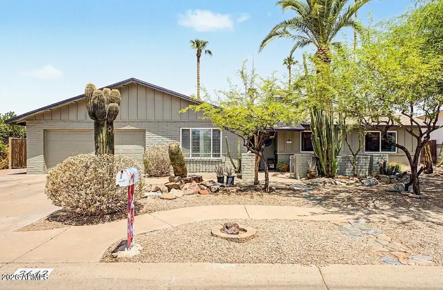2642 W Juanita Circle, Mesa, AZ 85202 - #2