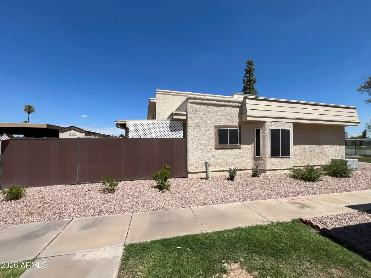 925 E Lodge Drive, Tempe, AZ 85283 - #1