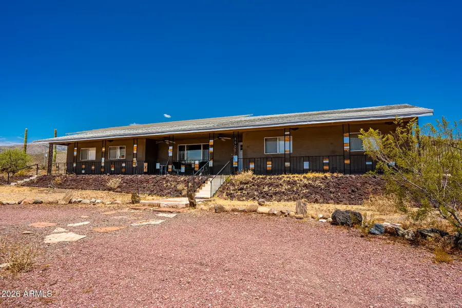 19080 E Indian Hills Drive, Black Canyon City, AZ 85324 - #2