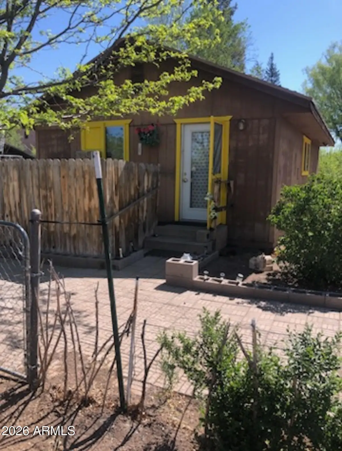 334 E Apache Street, Springerville, AZ 85938 - #1