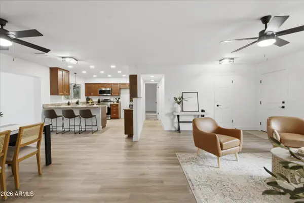 1023 W Carter Drive, Tempe, AZ 85282