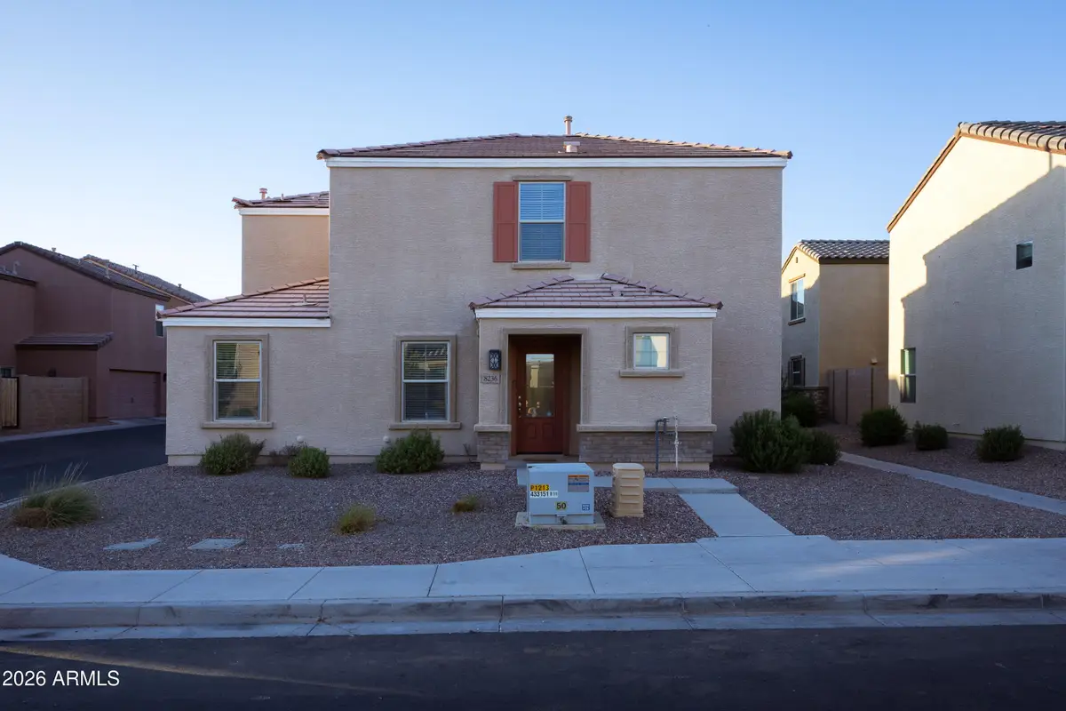 8236 W Albeniz Place, Phoenix, AZ 85043 - #1