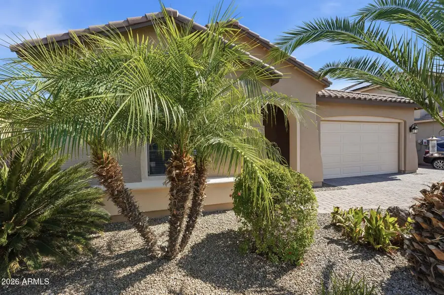 129 W White Oak Avenue, Queen Creek, AZ 85140 - #2
