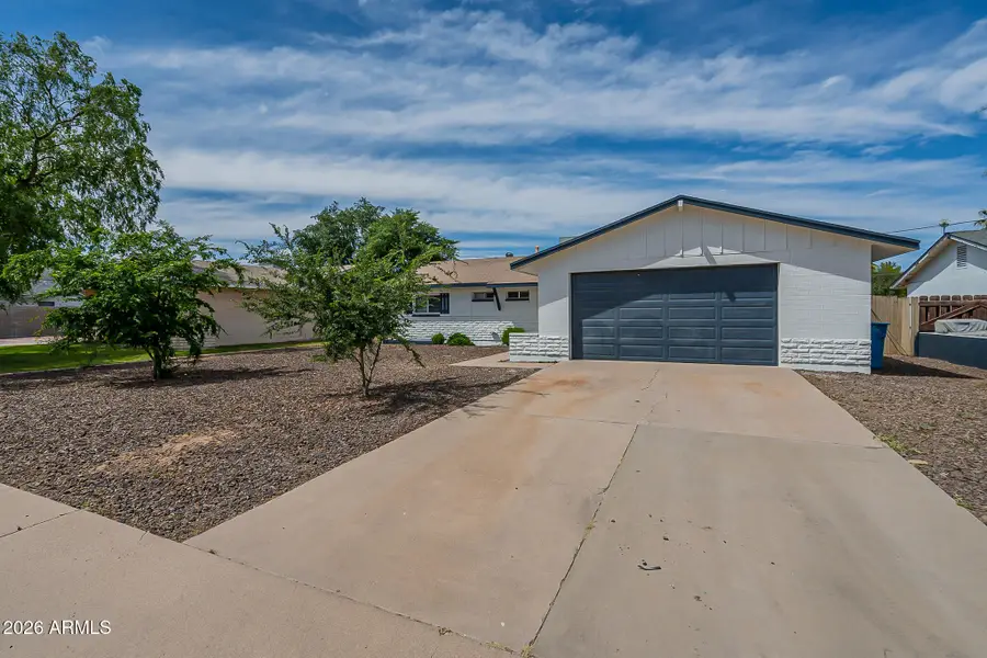 3232 E Emile Zola Avenue, Phoenix, AZ 85032 - #2