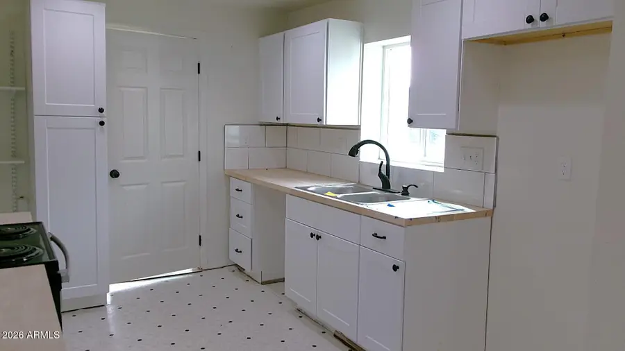 414 Van Dyke Street, Bisbee, AZ 85603 - #3
