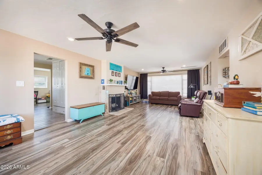 257 W Cactus Street, Benson, AZ 85602 - #2