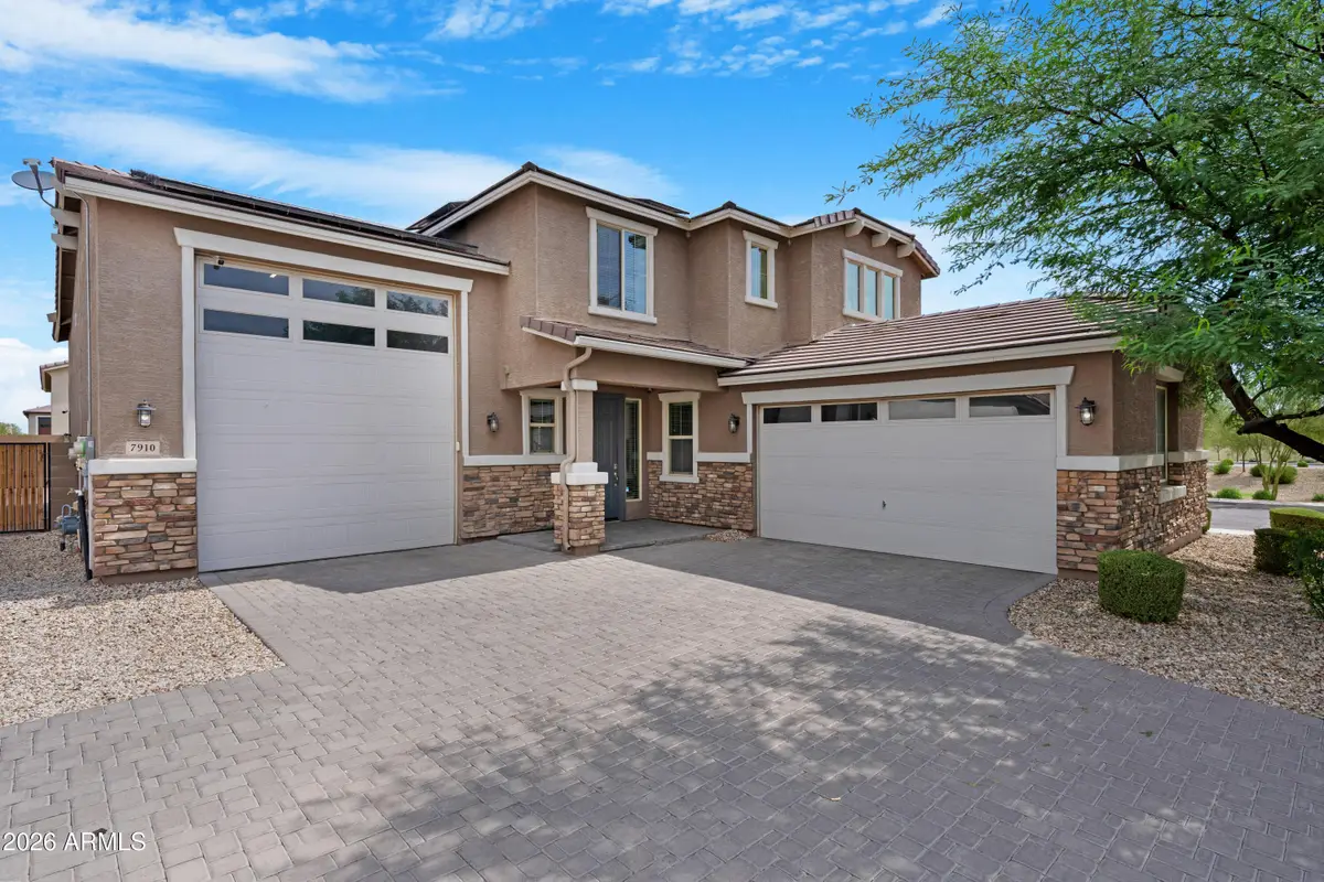 7910 W Pueblo Avenue, Phoenix, AZ 85043 - #1
