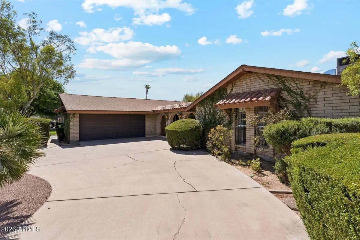 495 W Kent Drive, Chandler, AZ 85225 - #1