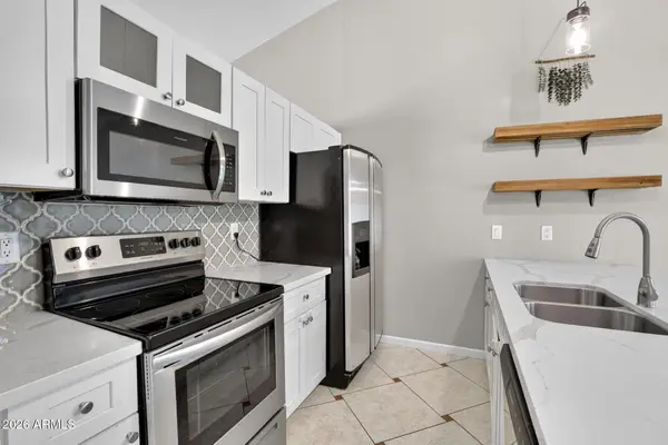 2926 E Isabella Avenue, Mesa, AZ 85204