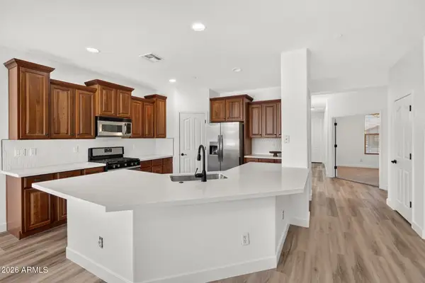 2925 E Andre Avenue, Gilbert, AZ 85298