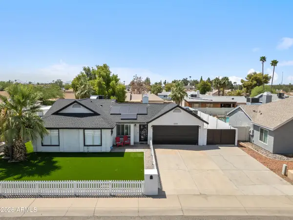 2213 W Irma Lane, Phoenix, AZ 85027
