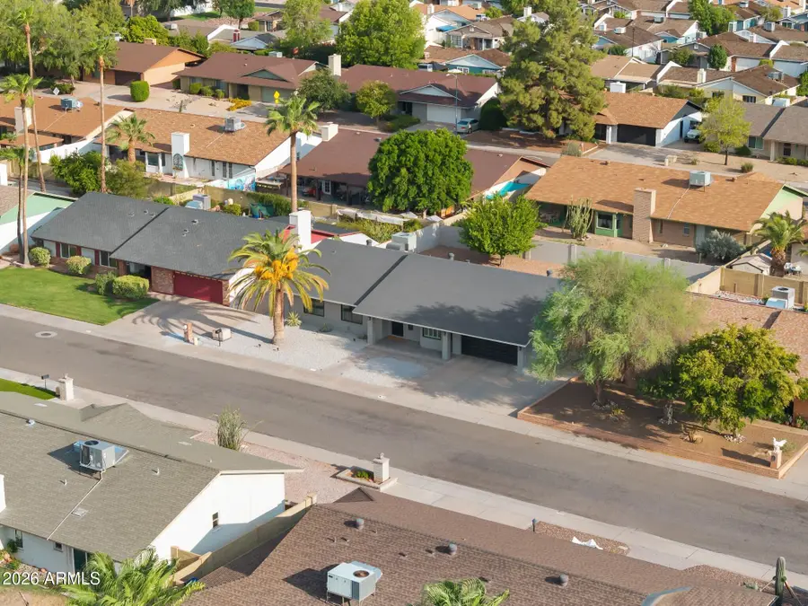15 E Angela Drive, Phoenix, AZ 85022 - #2