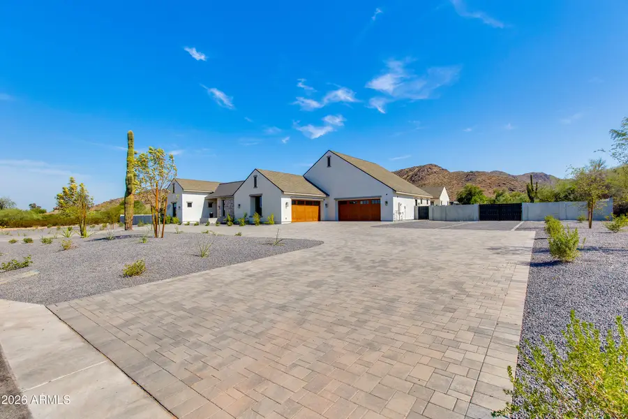 4041 E Mountain View Road, Phoenix, AZ 85028 - #3