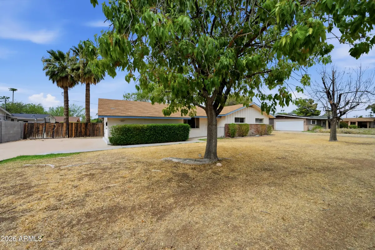 914 W 11th Place, Mesa, AZ 85201 - #1