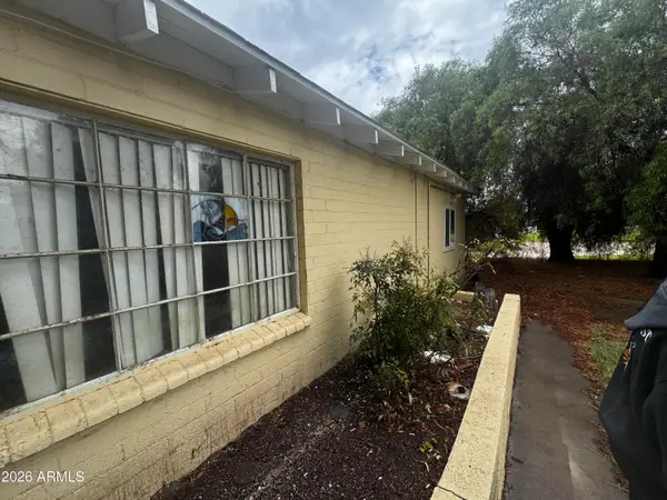 1809 W El Caminito Drive, Phoenix, AZ 85021