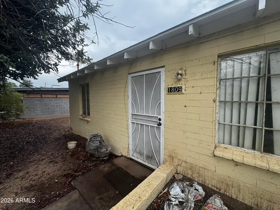 1809 W El Caminito Drive, Phoenix, AZ 85021 - #2