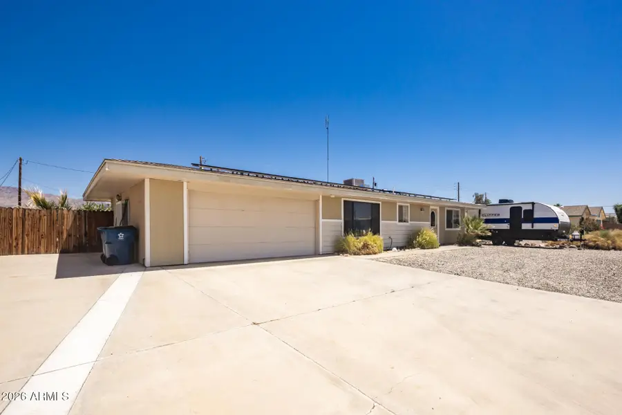 3715 Saratoga Avenue, Lake Havasu City, AZ 86406 - #2