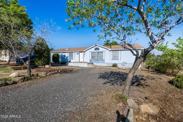15938 S Black Mountain Road, Mayer, AZ 86333