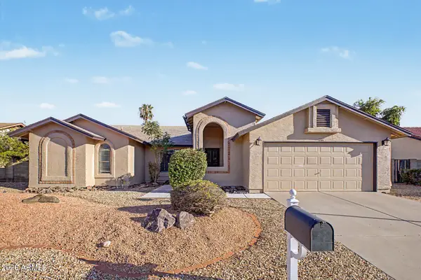807 E Aire Libre Avenue, Phoenix, AZ 85022