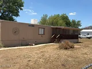 18386 S Pioneer Avenue, Peeples Valley, AZ 86332 - #1