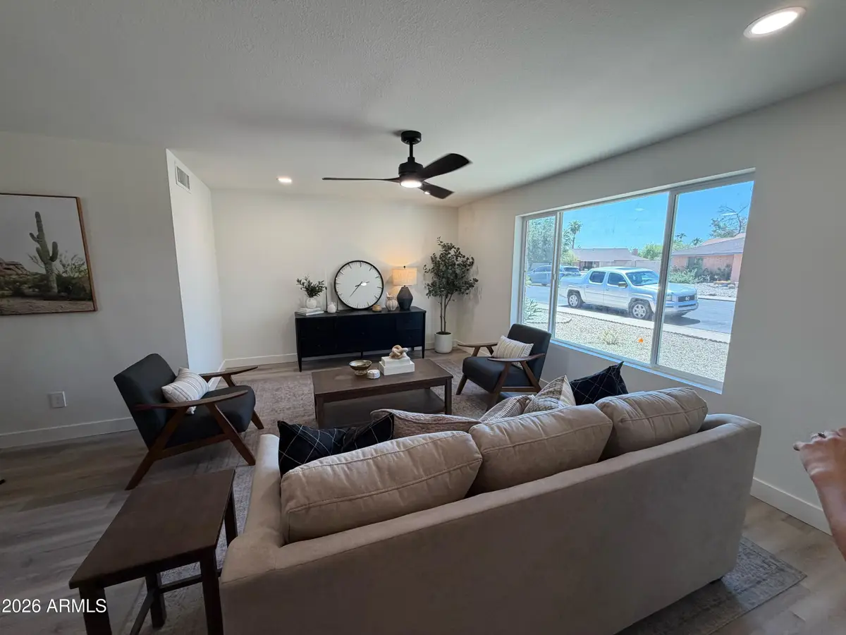 1252 W Kilarea Avenue, Mesa, AZ 85202 - #1
