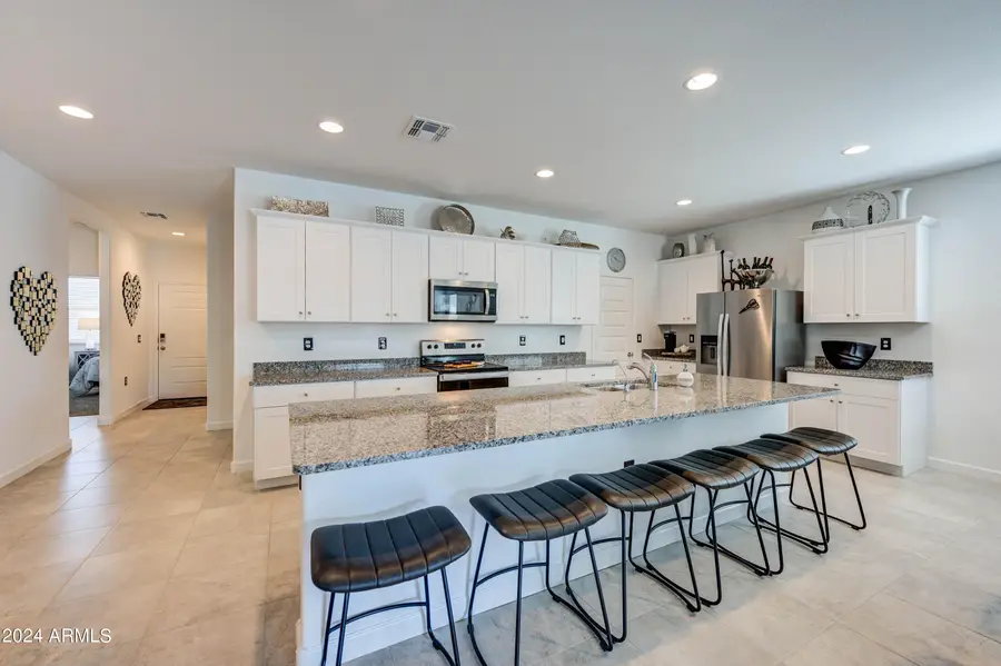 3353 W Shanley Avenue, Apache Junction, AZ 85120 - #2