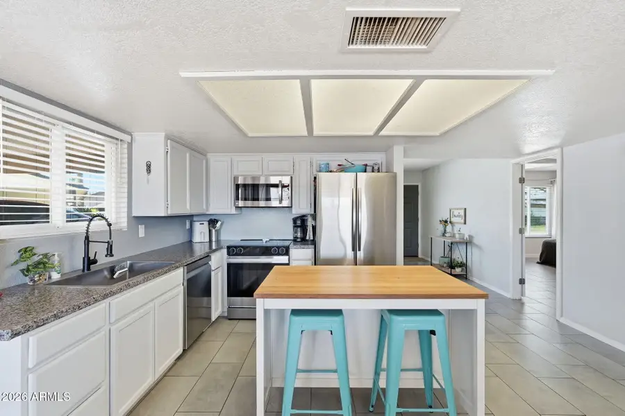810 N Pine Court, Gilbert, AZ 85233 - #3