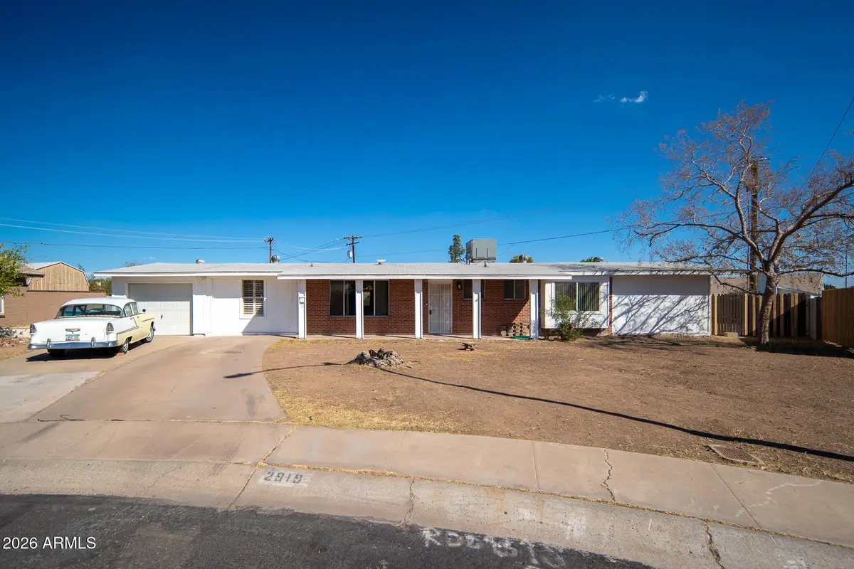 2919 W Mandalay Lane, Phoenix, AZ 85053 - #1